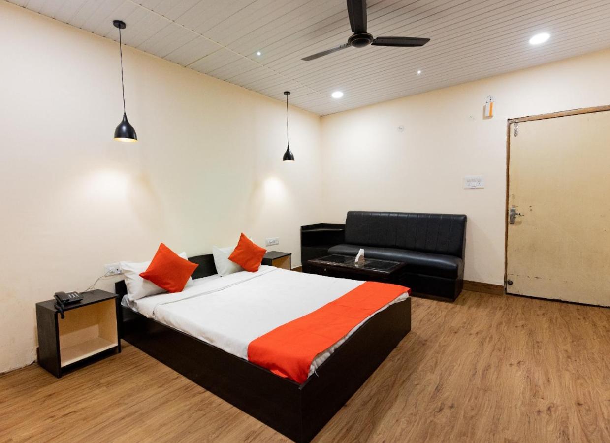 Hotel Deendayal Korba Eksteriør billede